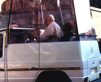 Pope19.jpg (38844 bytes)